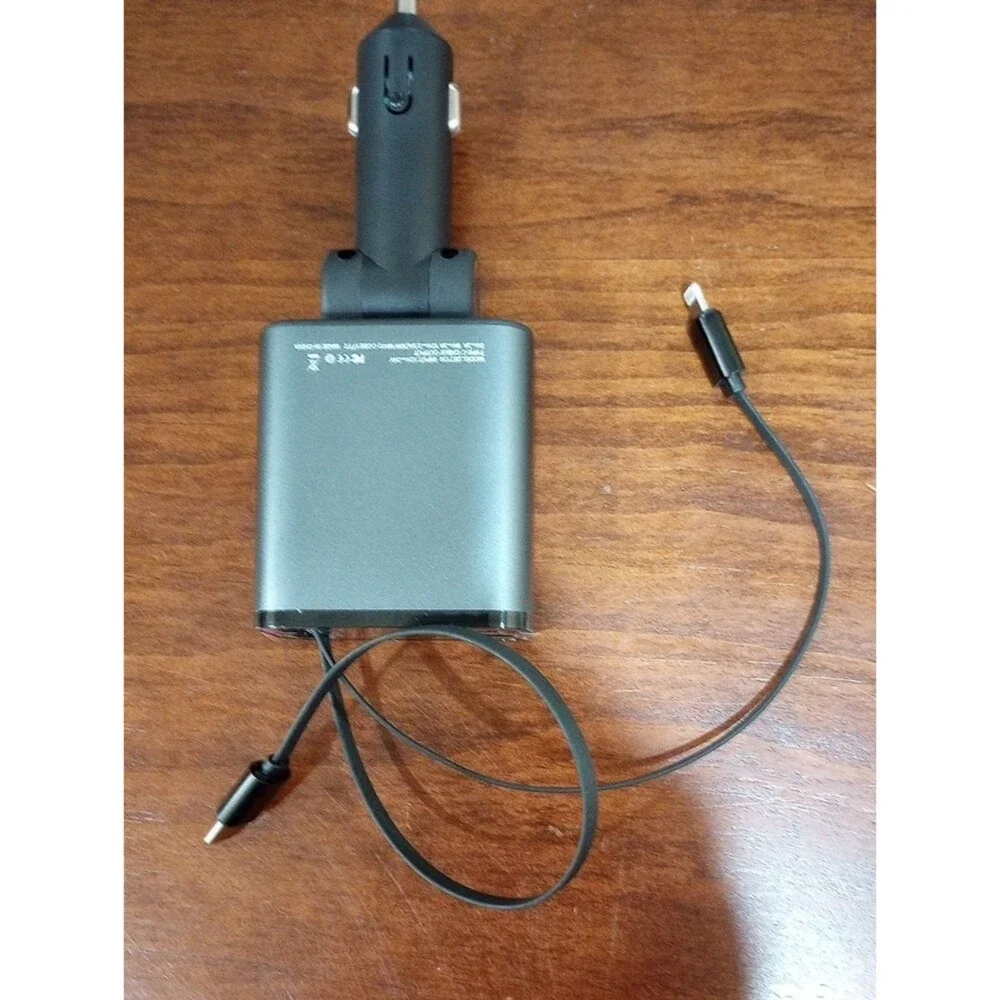 Lisen B104 Car Charger With Retractable Cables - NIB!